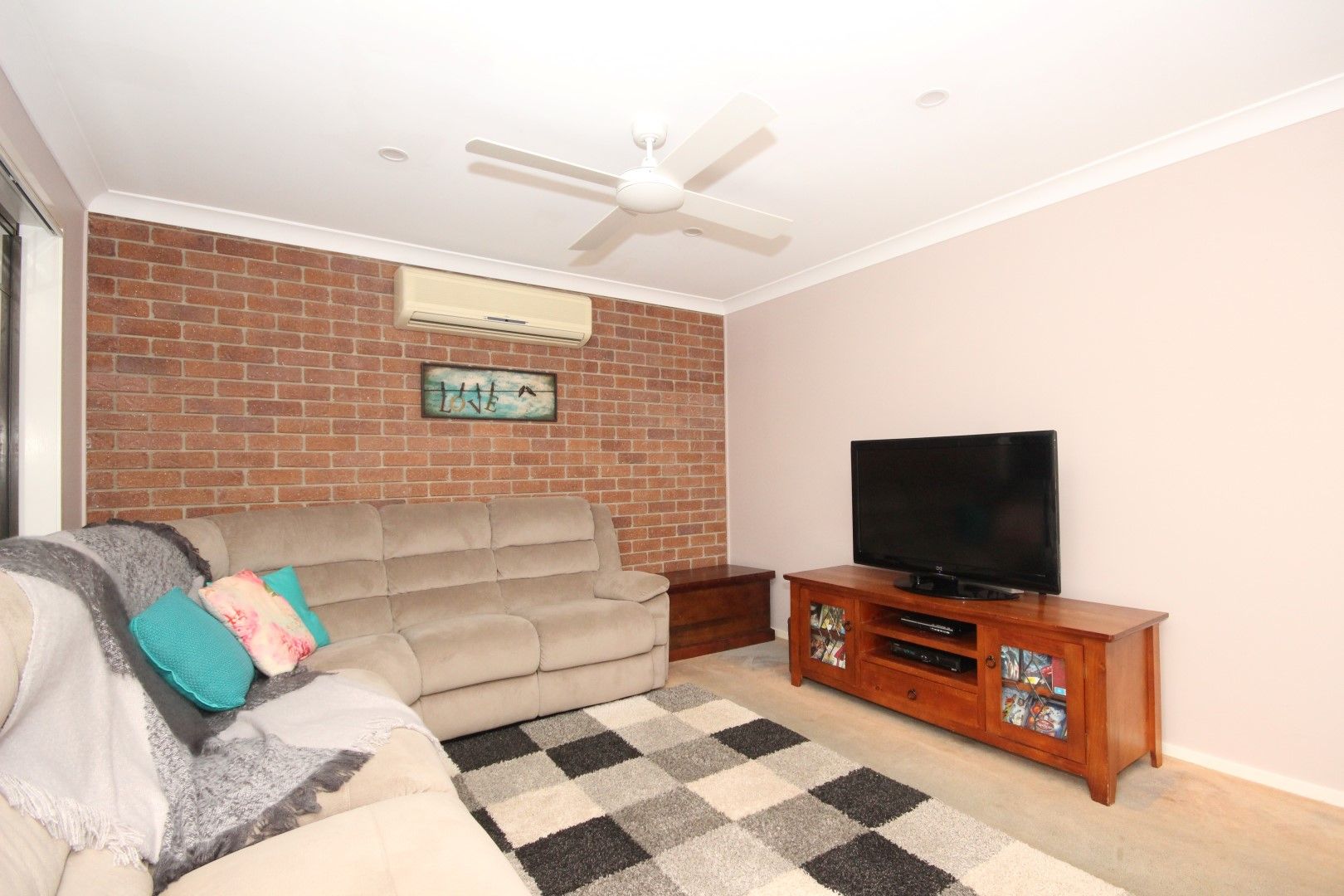 4 Bushranger Road