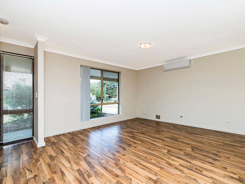 77 Perham Crescent, Leda, WA 6170