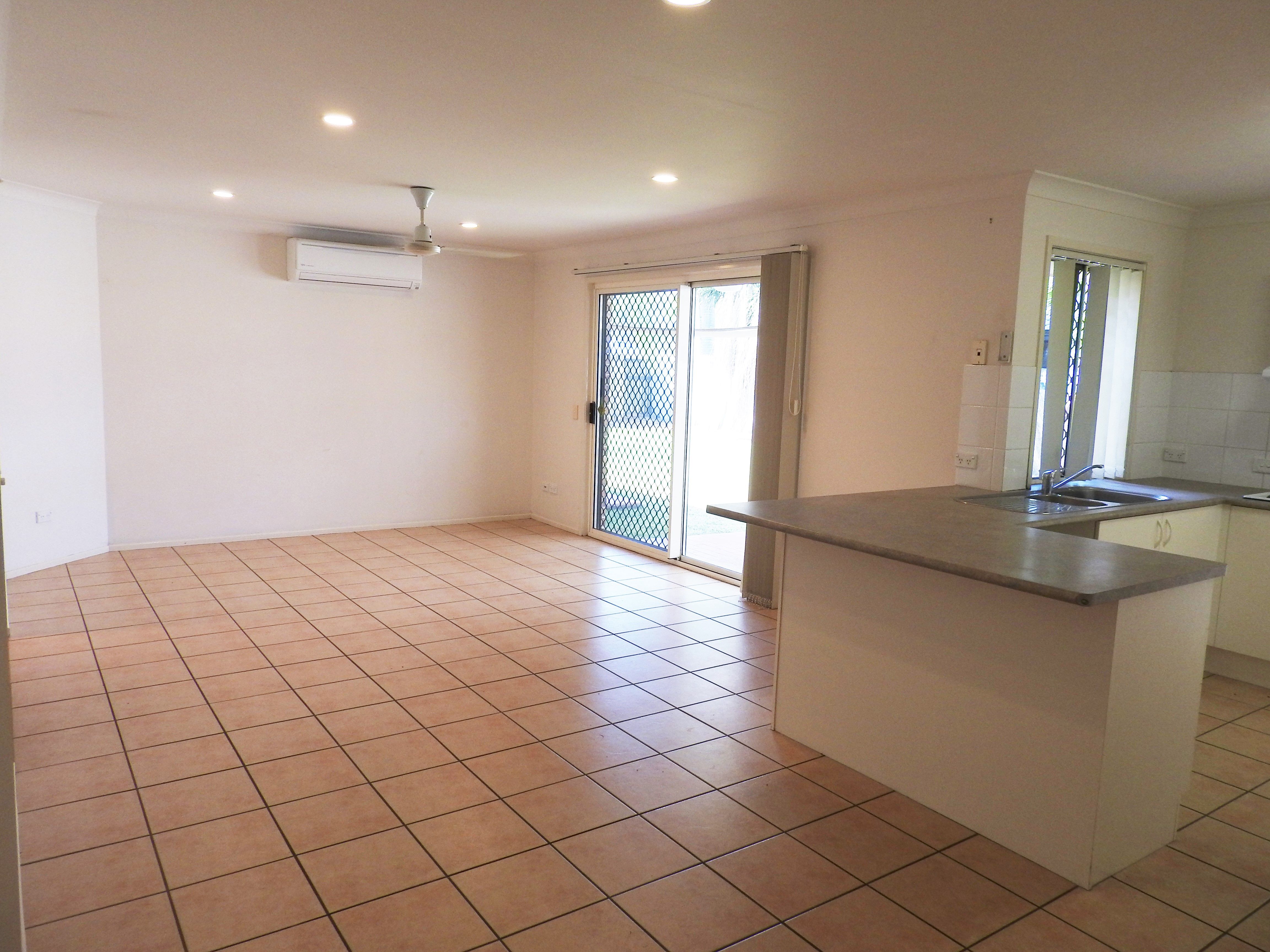 21 Dickenson Place, Kirwan, QLD 4817