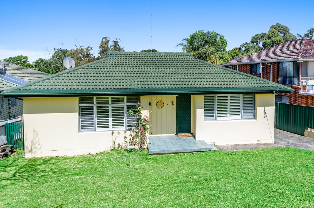 19 William Beach Road