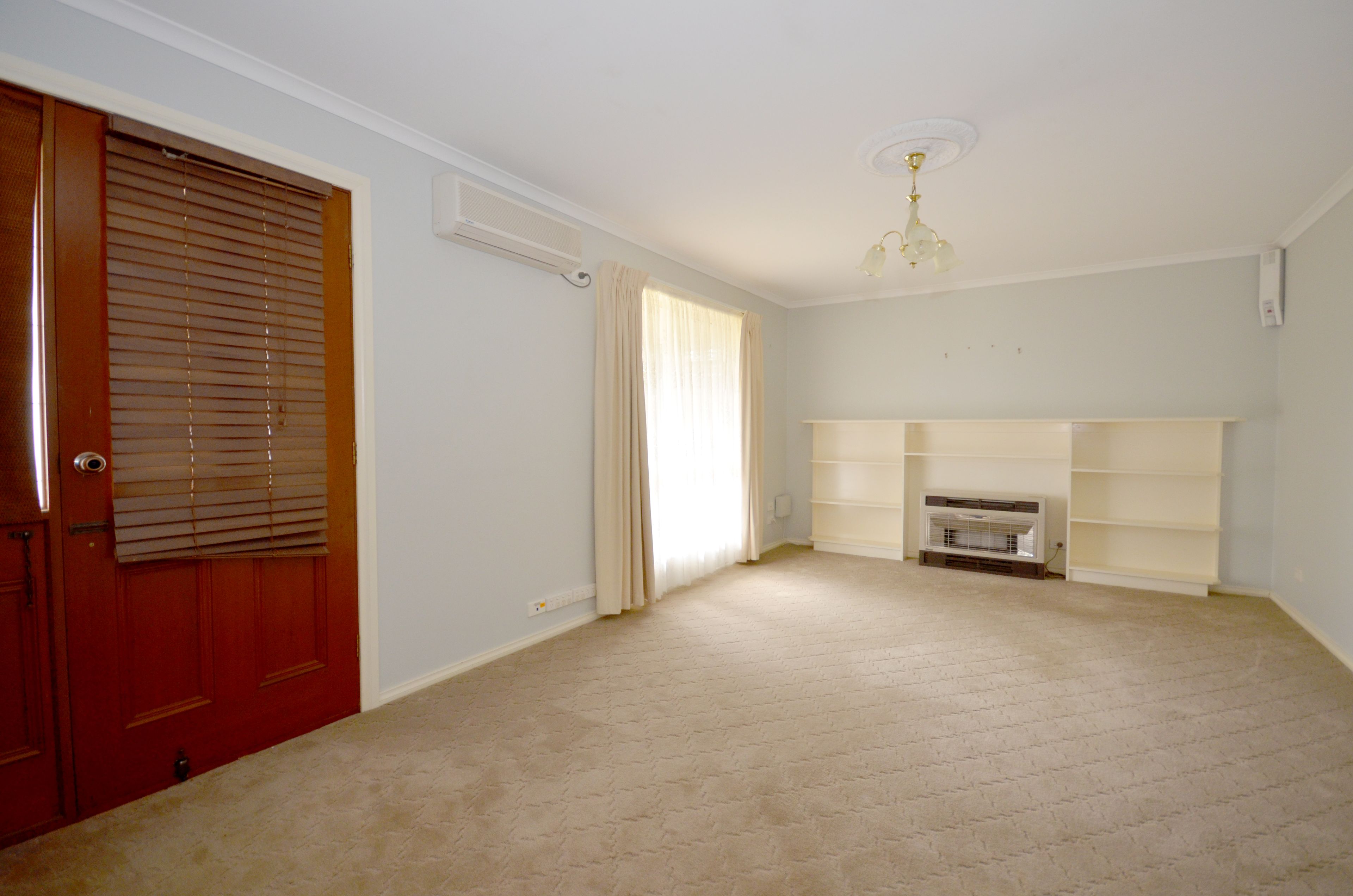 2/240 Lal Lal Street, Canadian, VIC 3350
