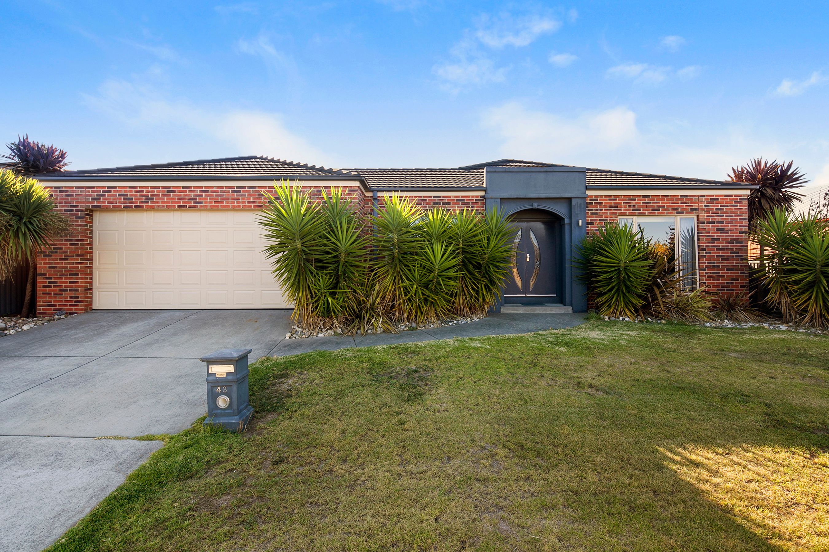 43 Dorset Drive, Alfredton VIC 3350