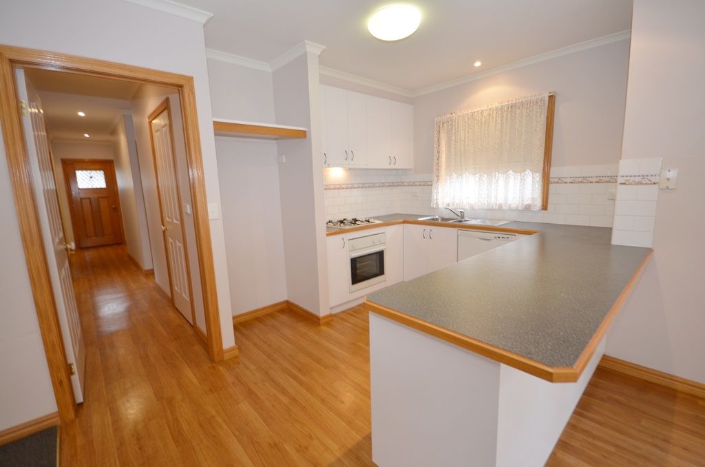 6/324 Peel Street North, Black Hill, VIC 3350