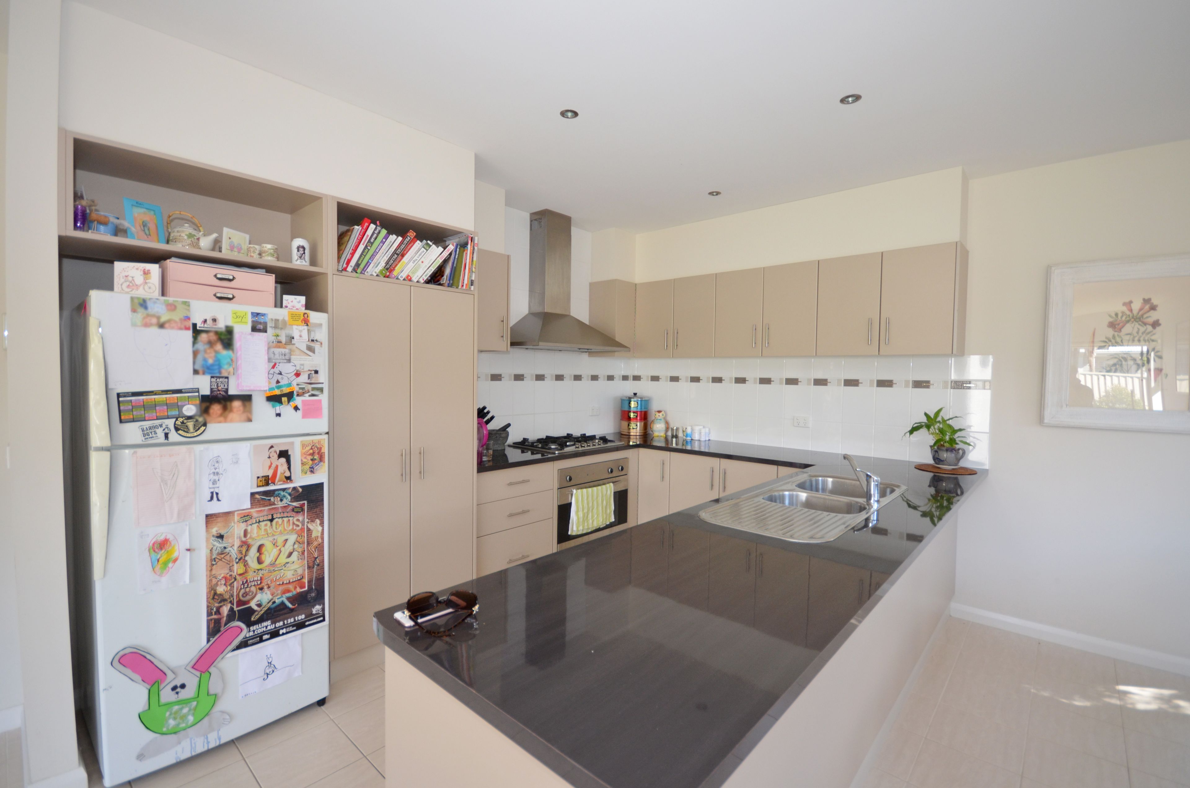 2/11 Canterbury Street, Brown Hill, VIC 3350