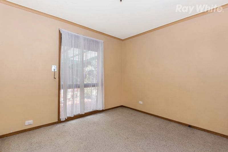 5 Denver Court, Hampton Park, VIC 3976