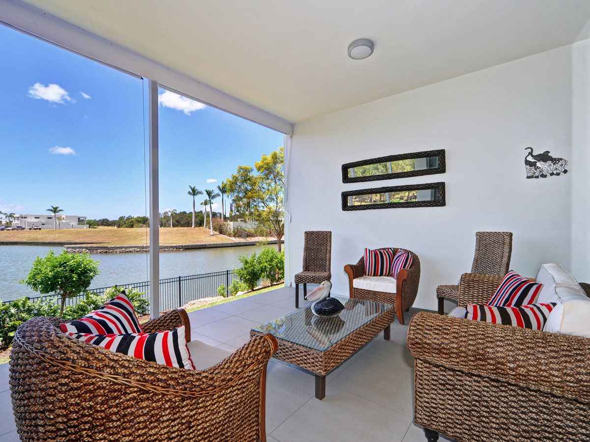 7527 Springfield Drive, Hope Island, QLD 4212
