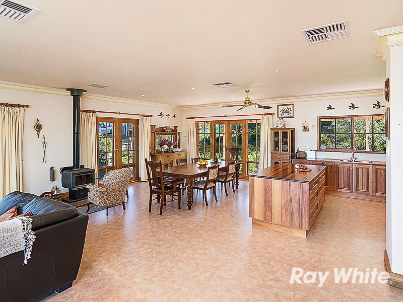 327 Tinpot Road, Woodchester, SA 5255