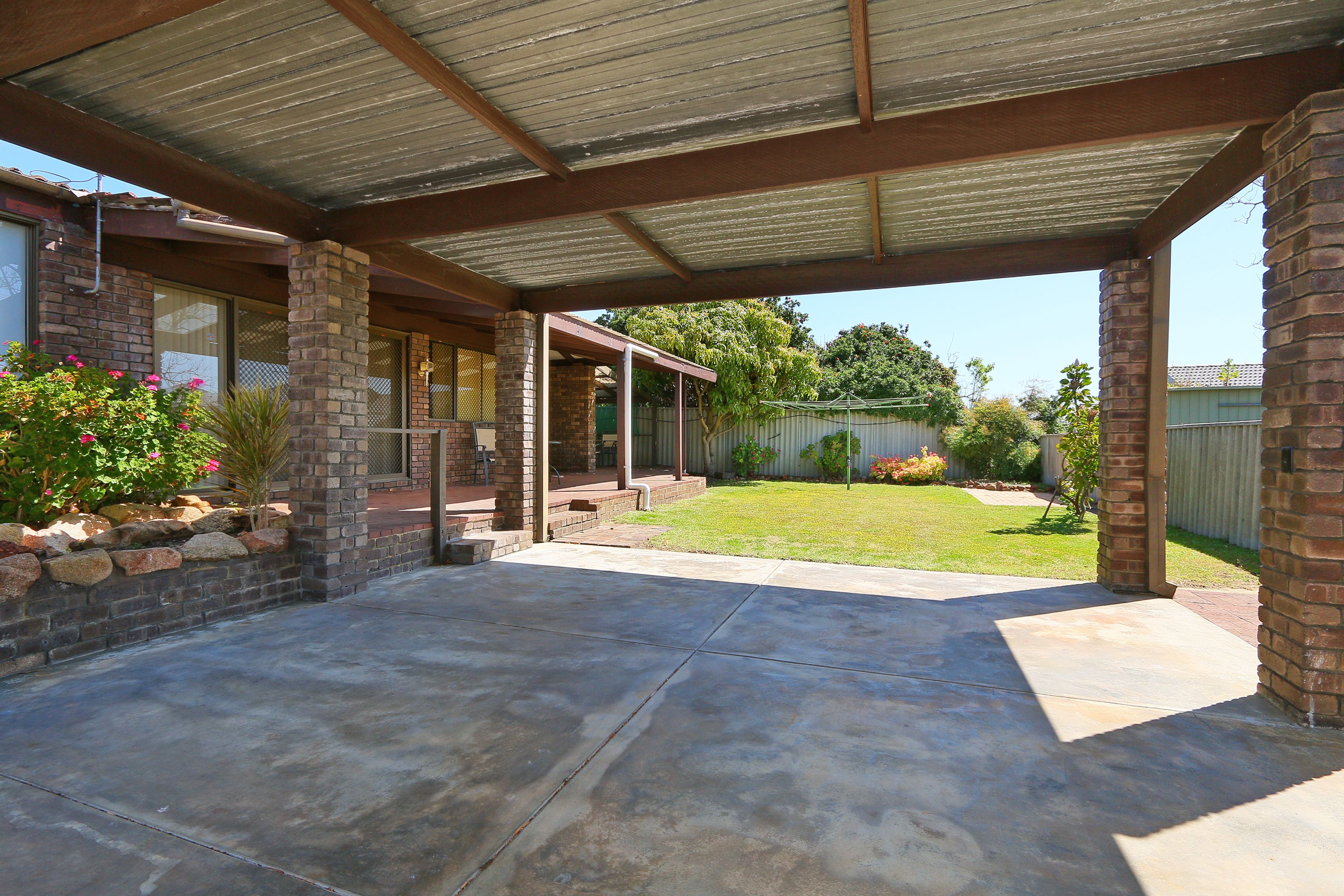 8 Monterey Court, Kardinya, WA 6163