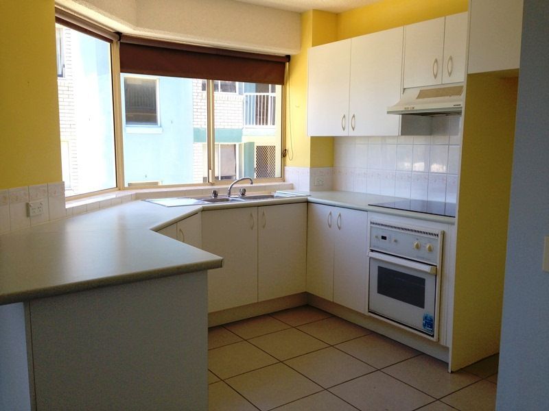 Unit 5 'Nautilus' 44 King Street, KINGS BEACH, QLD 4551