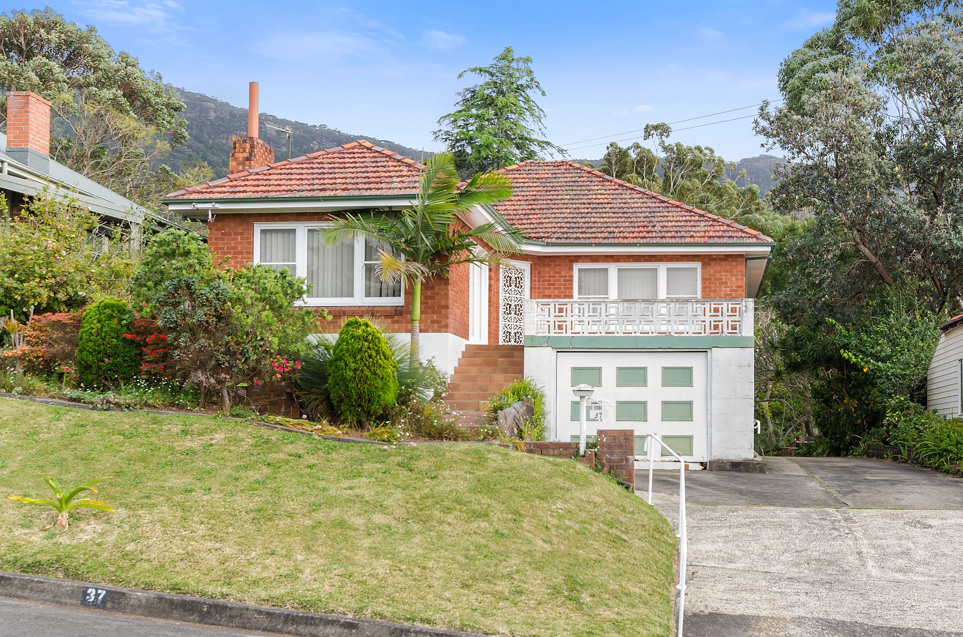 33/146 The Esplanade, Burleigh Heads QLD 4220