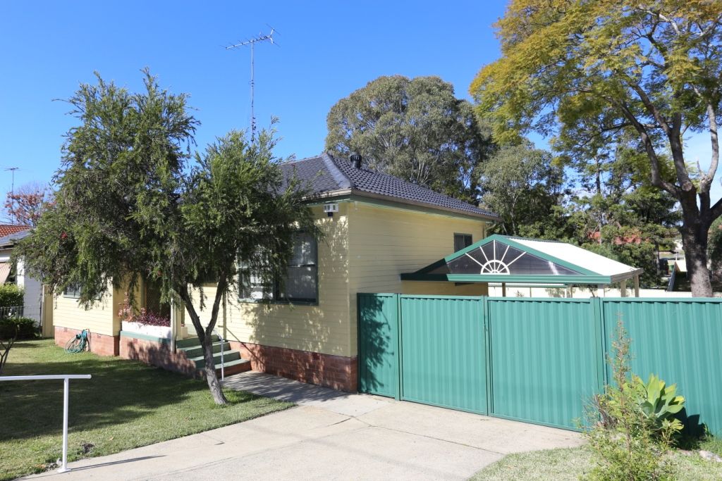232 Carpenter Street, St Marys, NSW 2760