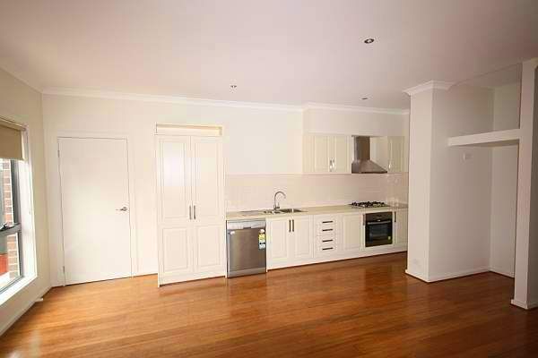 1/54 Yarra Avenue, Reservoir, VIC 3073