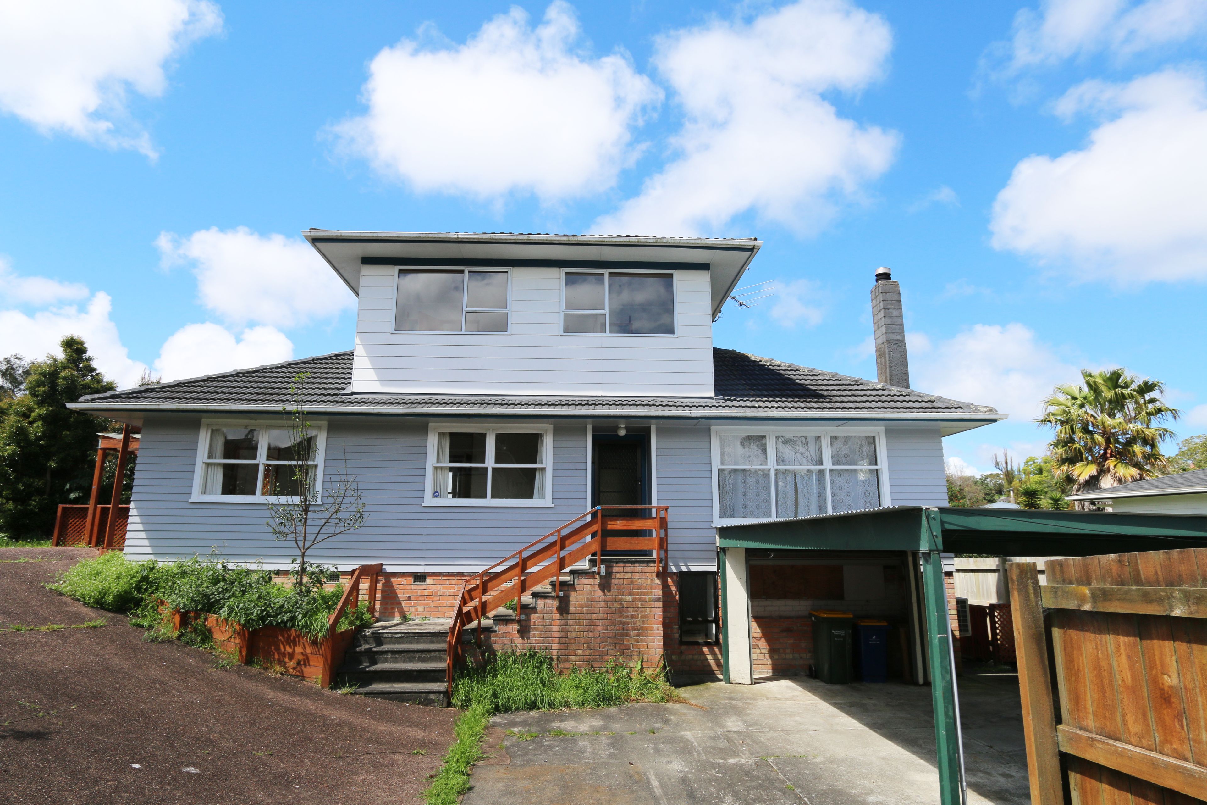 41 Hilling Street, Green Bay, Waitakere City