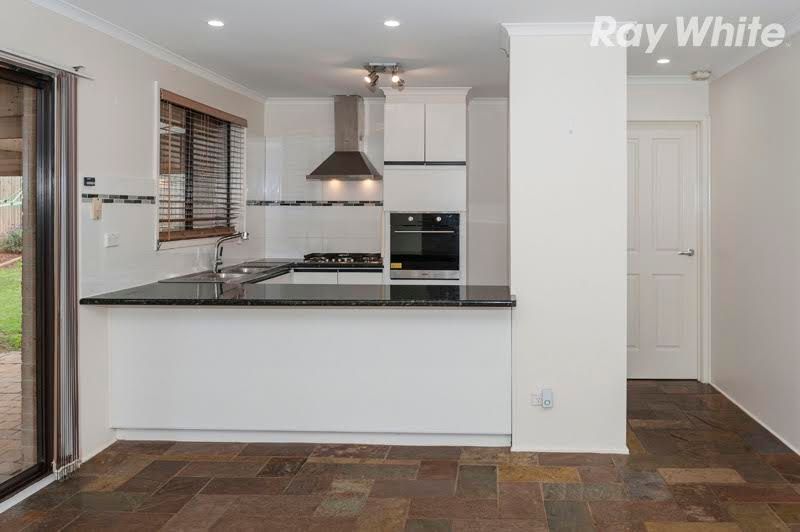 108 Roycroft Avenue, Mill Park, VIC 3082
