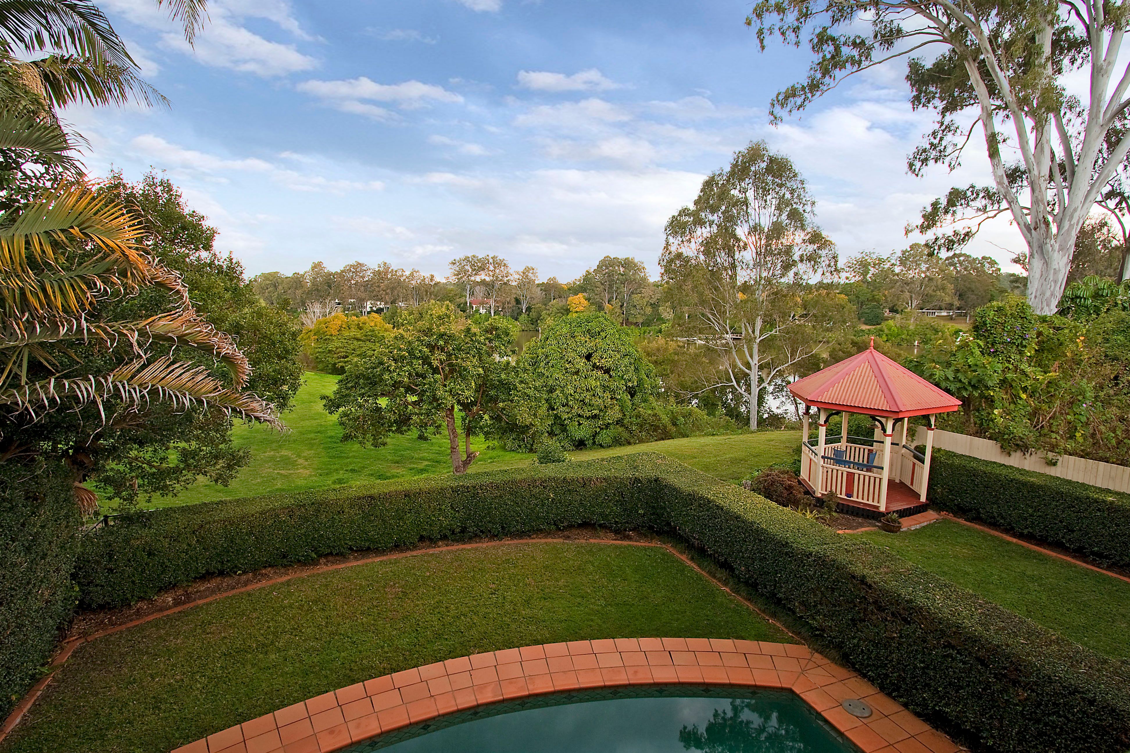 9 Verney Road West, Graceville, QLD 4075