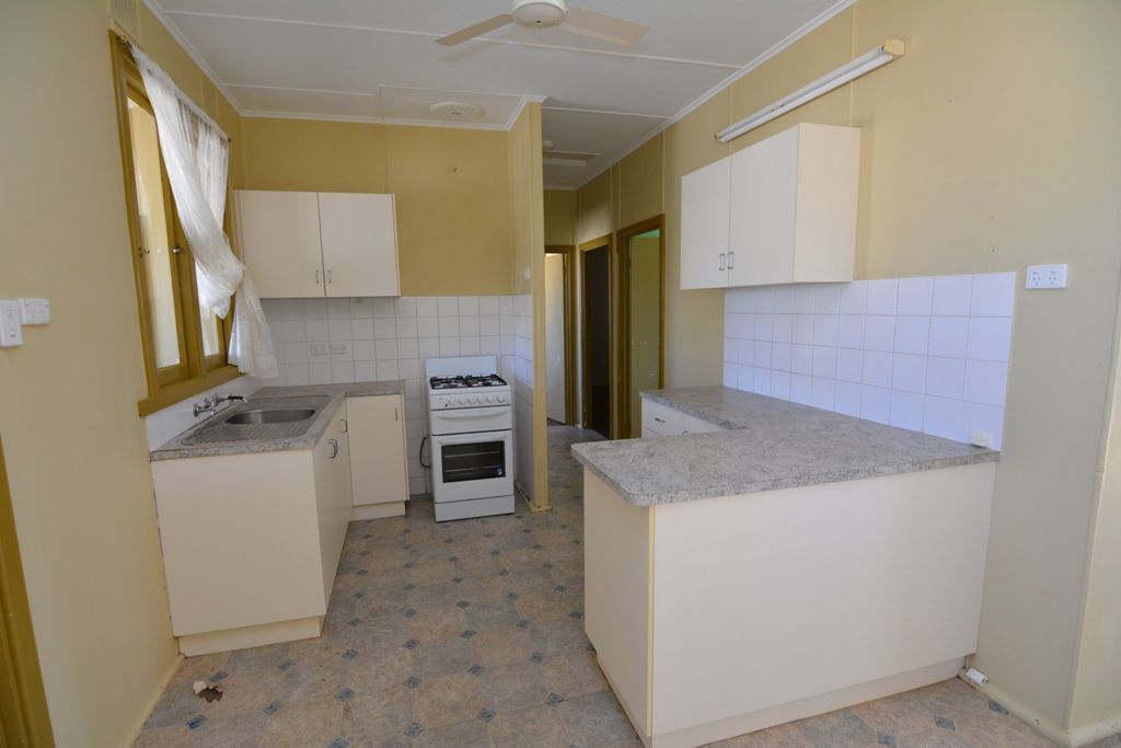 15 Pincombe Street, Carnarvon, WA 6701