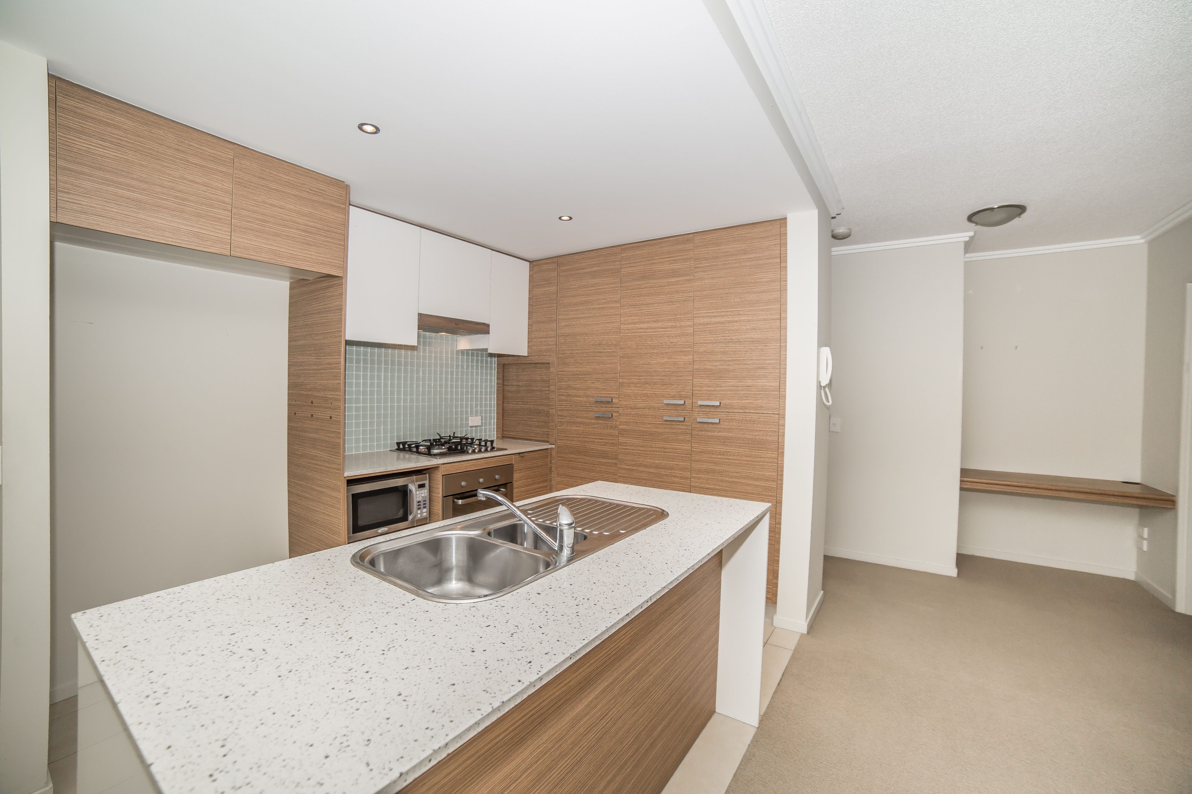8 Banksia 154 Musgrave Avenue, Southport, QLD 4215