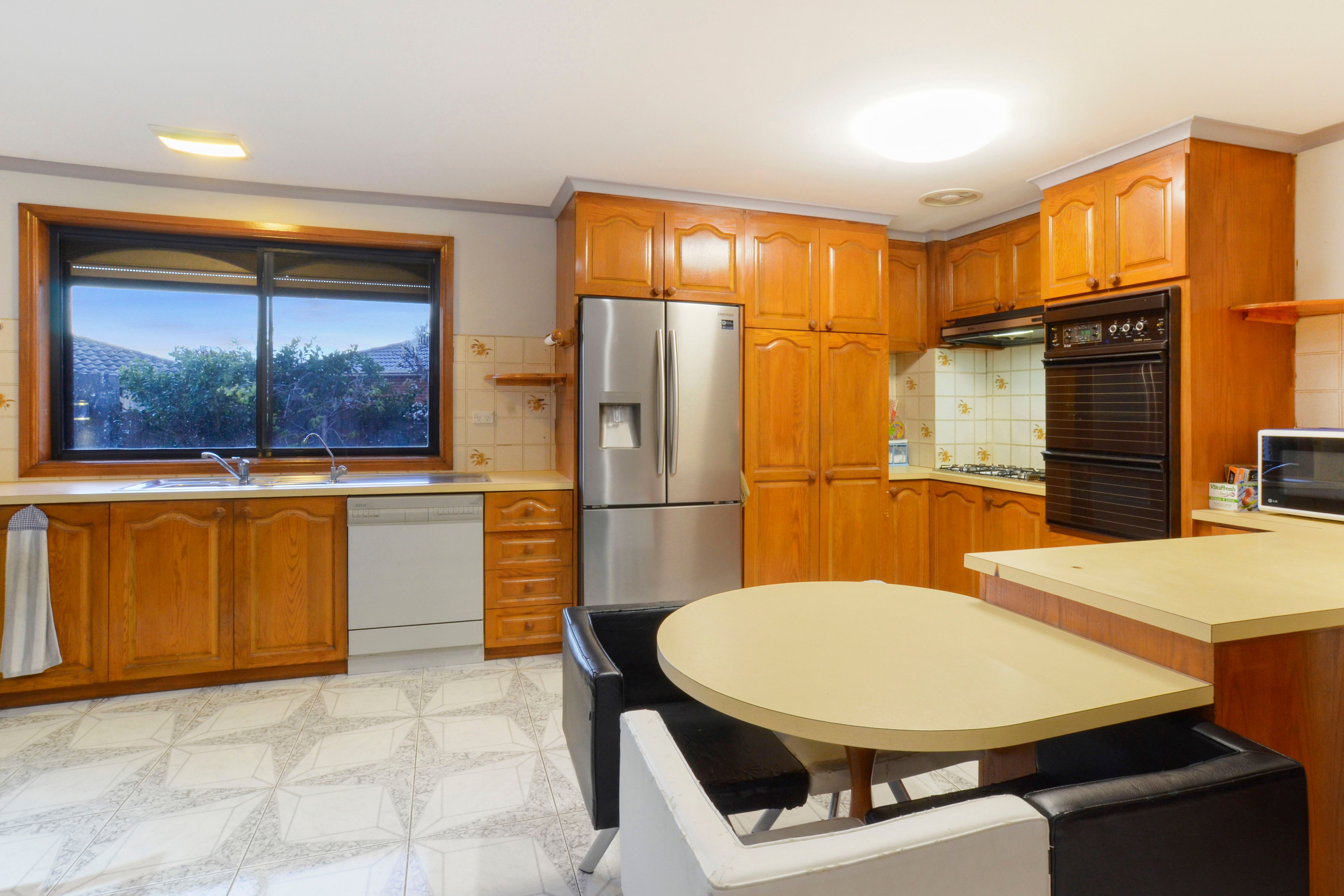 53 Wellington Crescent, Lalor, VIC 3075