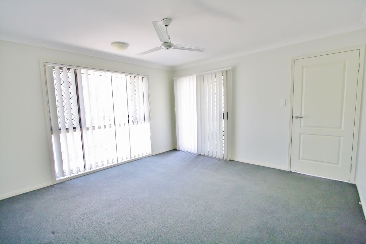 28 Friend Street, Wakerley, QLD 4154