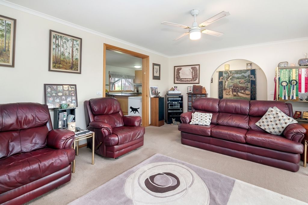 220 Lockies Lane, Cape Clear, VIC 3351