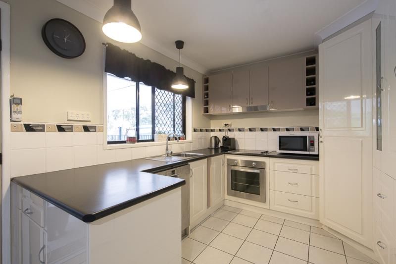 21 Newbury Crescent, Lawnton, QLD 4501