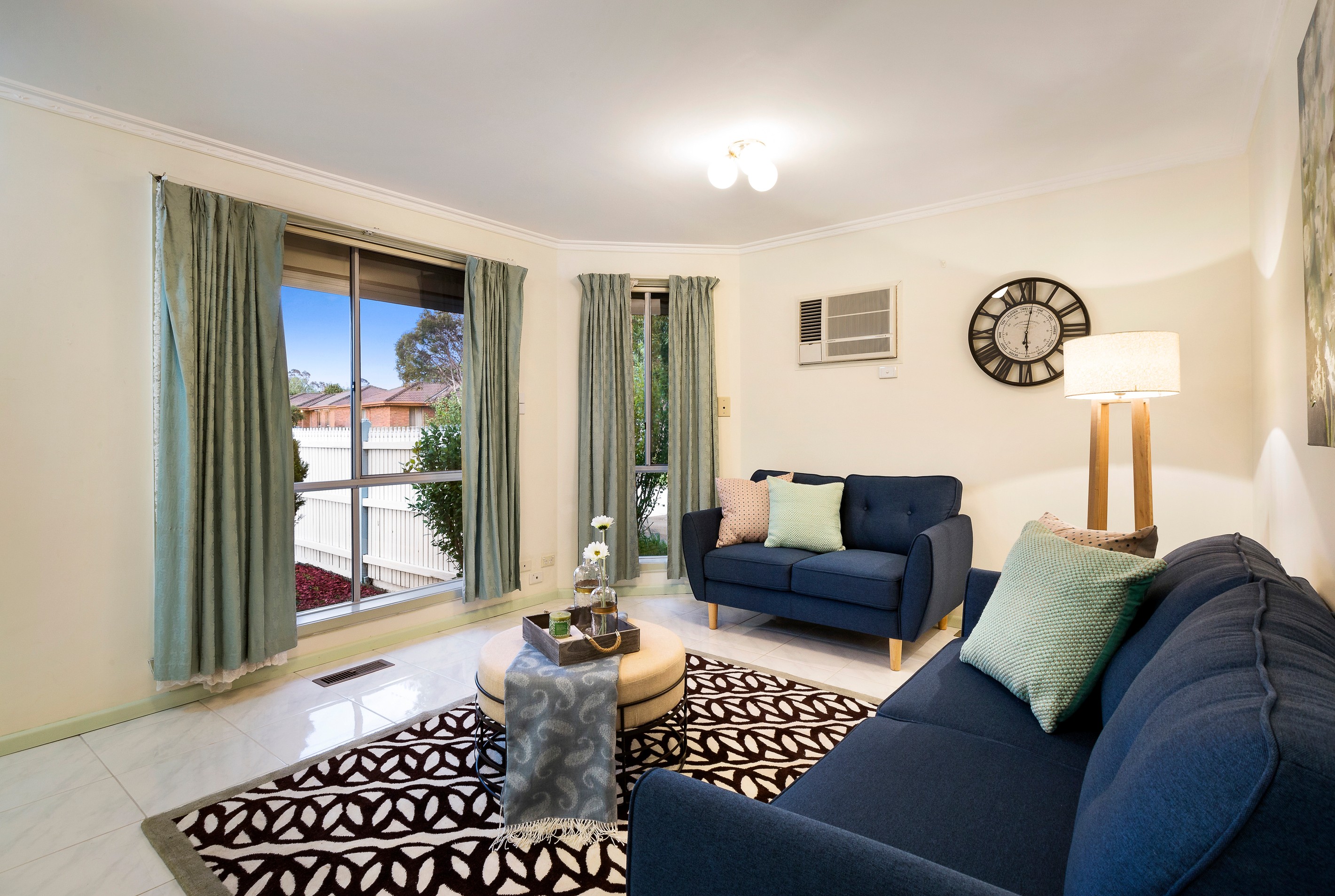1/4 Grovedale Court, Clayton, VIC 3168