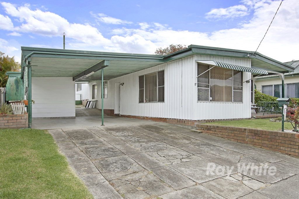 17 Prince Street