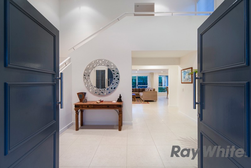 5821 Coveside Lane, Sanctuary Cove, QLD 4212