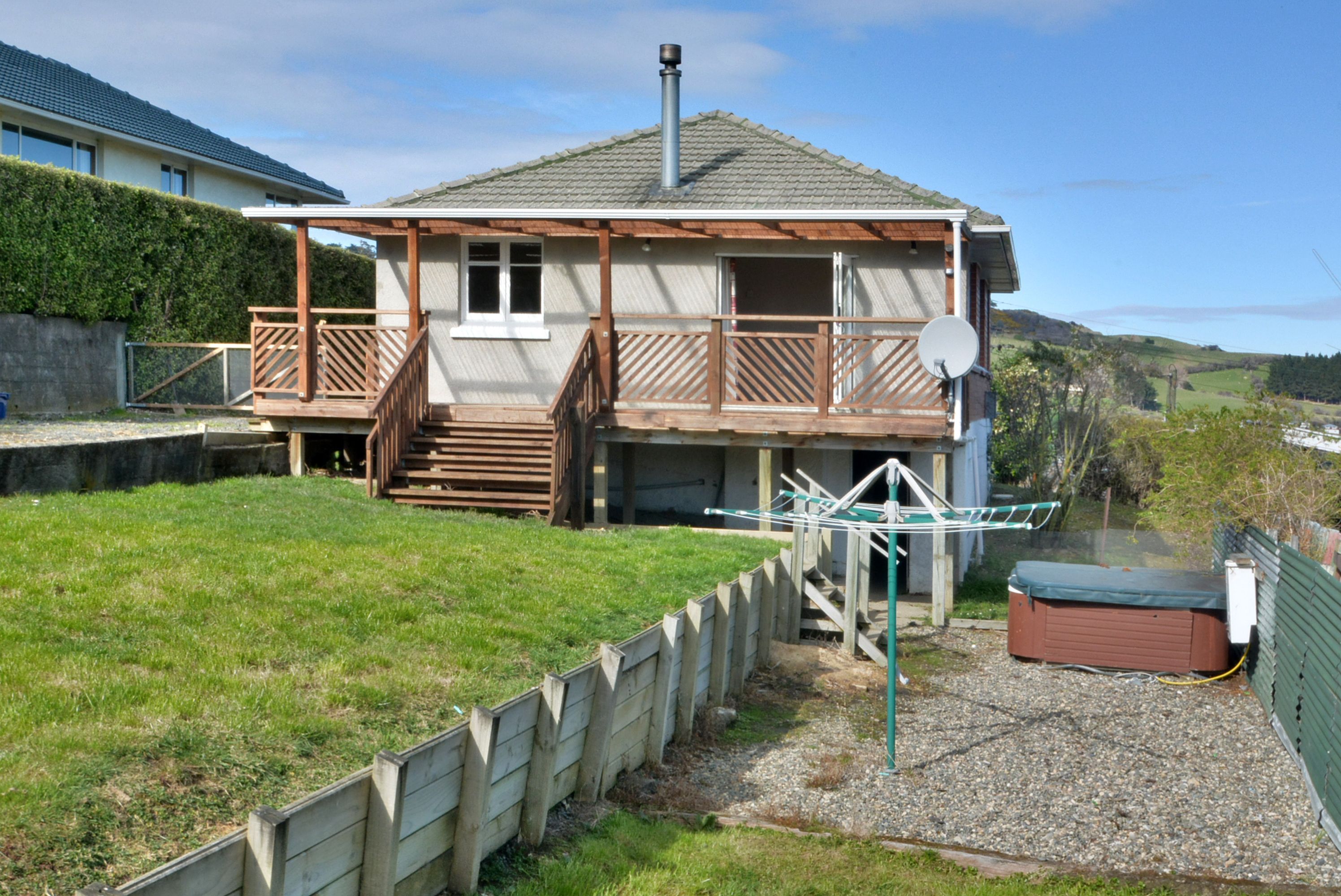 16 Thomson Street, Green Island, Dunedin City