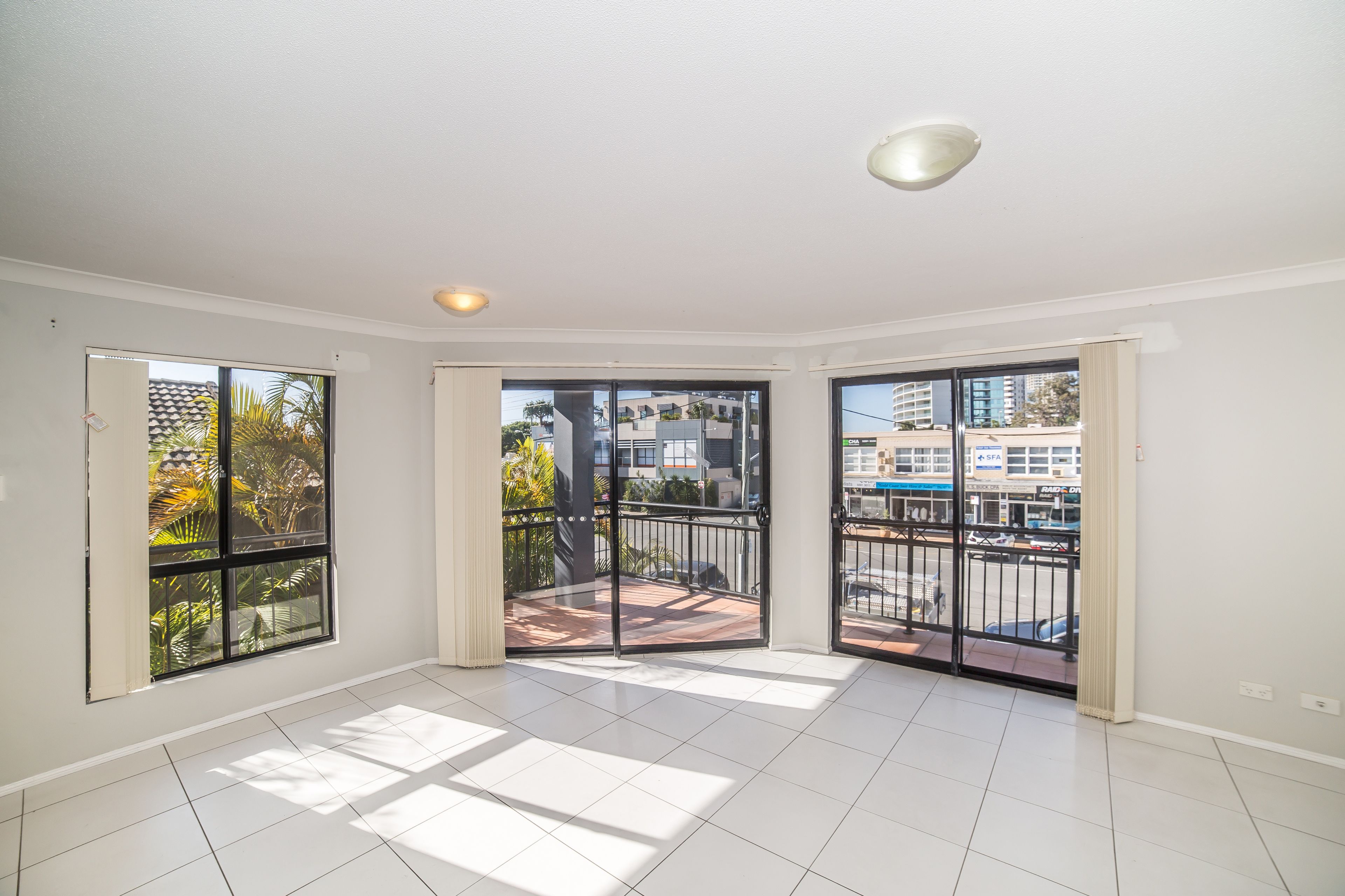 5 Railway Street, Southport QLD 4215