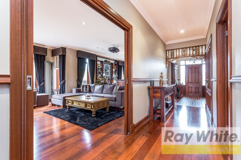 36 Seaspray Avenue, North Haven, SA 5018
