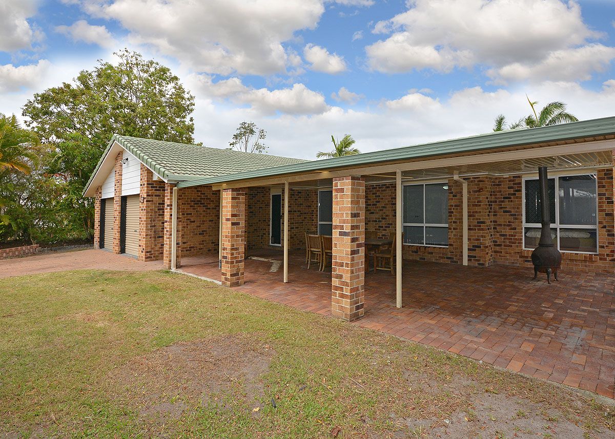 42 Aimee Drive, Urangan, QLD 4655