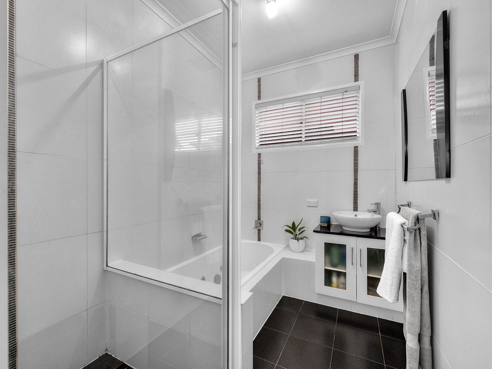 97 Lanham Avenue, Grange, QLD 4051