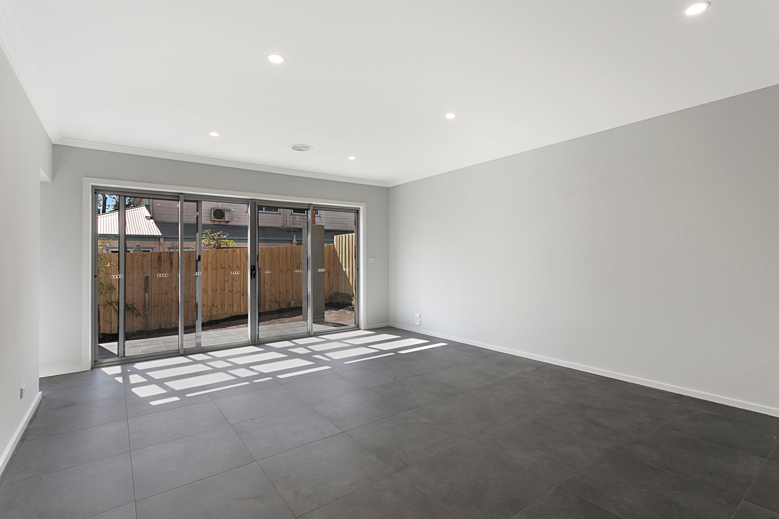 2/8 Central Avenue, Boronia, VIC 3155