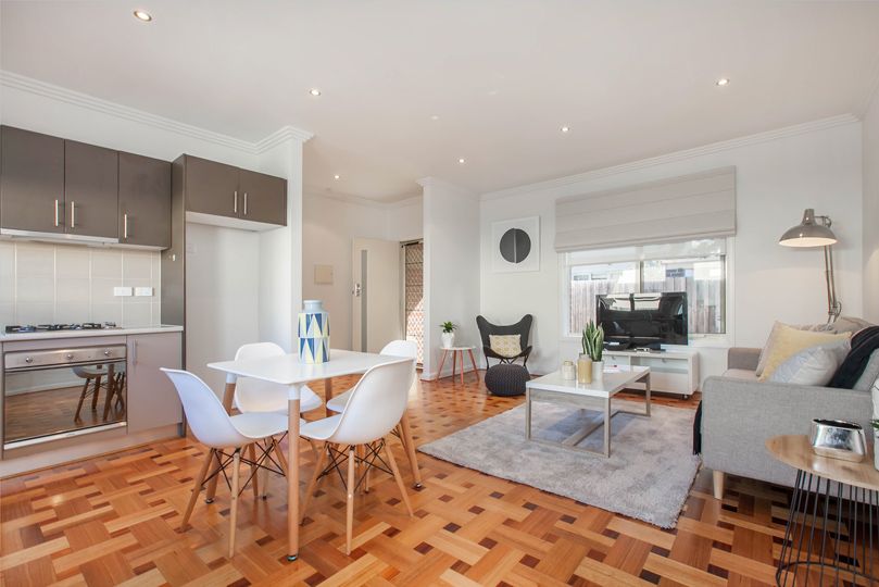 2/152 St Vigeons Road, Reservoir, VIC 3073