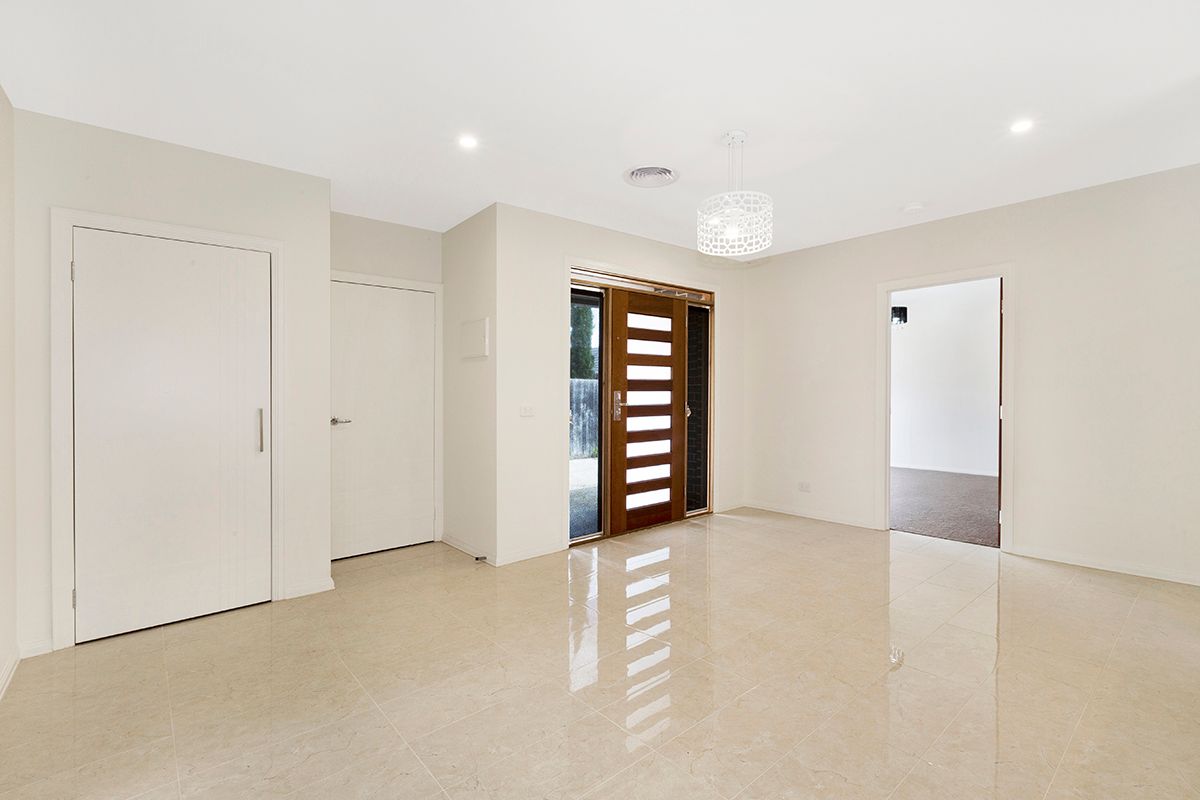 2B Forster Court, Bentleigh East, VIC 3165