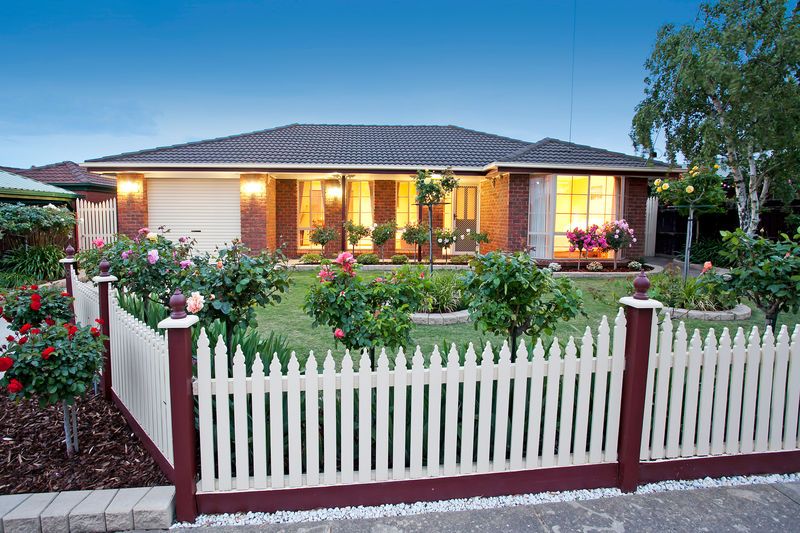 8 Jenolan Avenue, Grovedale, VIC 3216