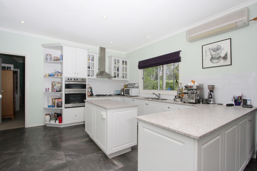 583 Lucky Pass Road, Collector, NSW 2581