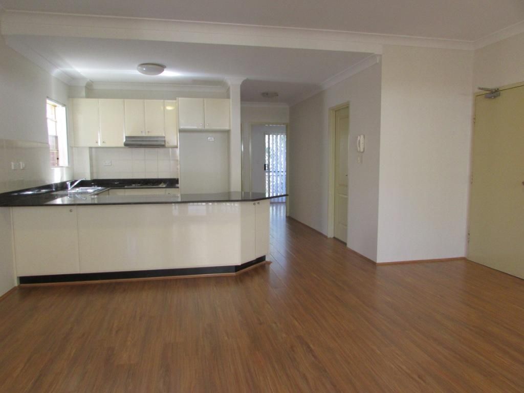 6/75A Queens Road - Sorry I am now taken!, Hurstville, NSW 2220