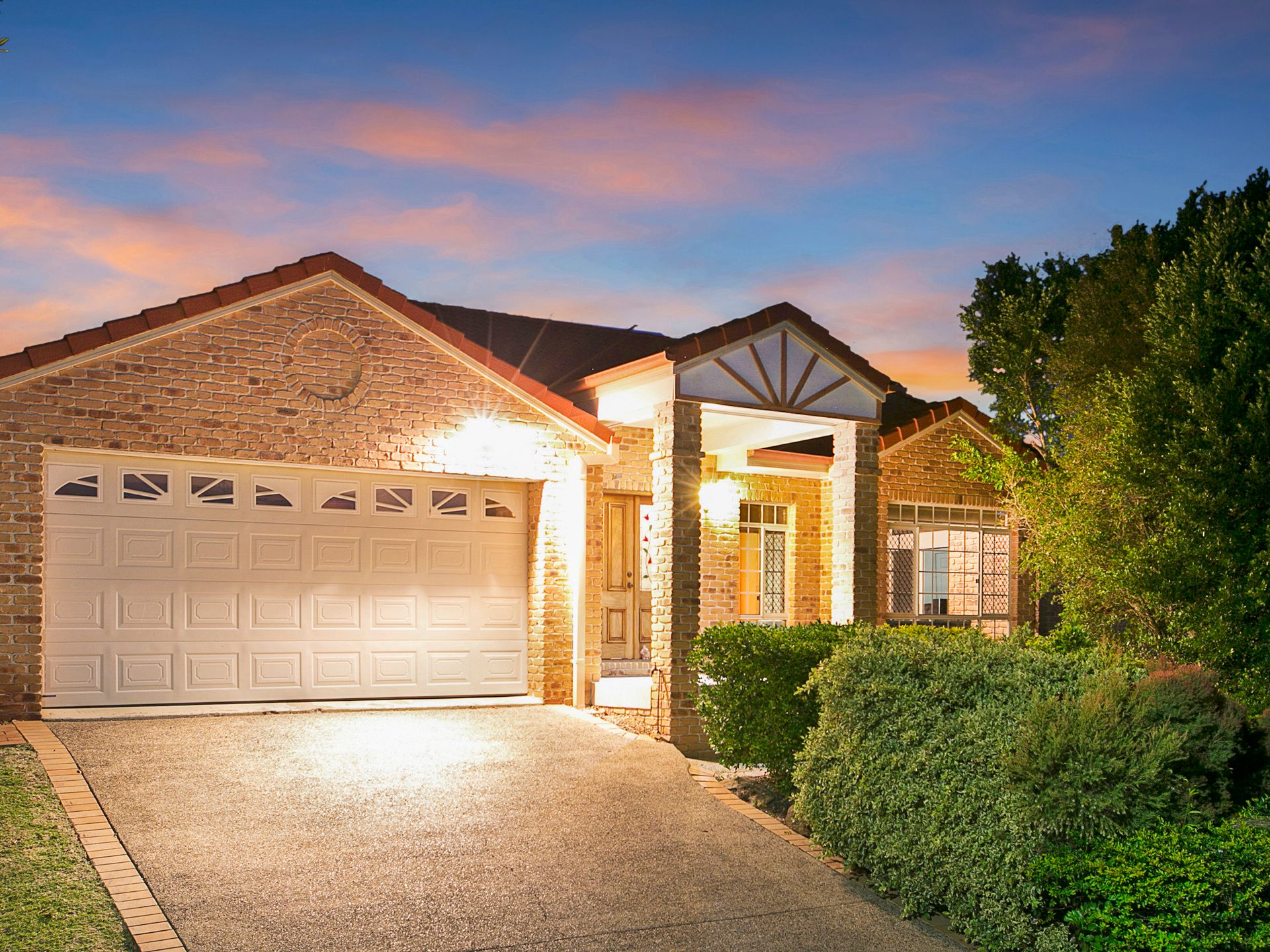 19 Van Dyck Rise, Mackenzie, QLD 4156
