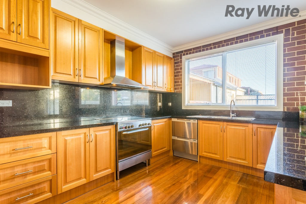 19 Roseleigh Boulevard, Sydenham, VIC 3037