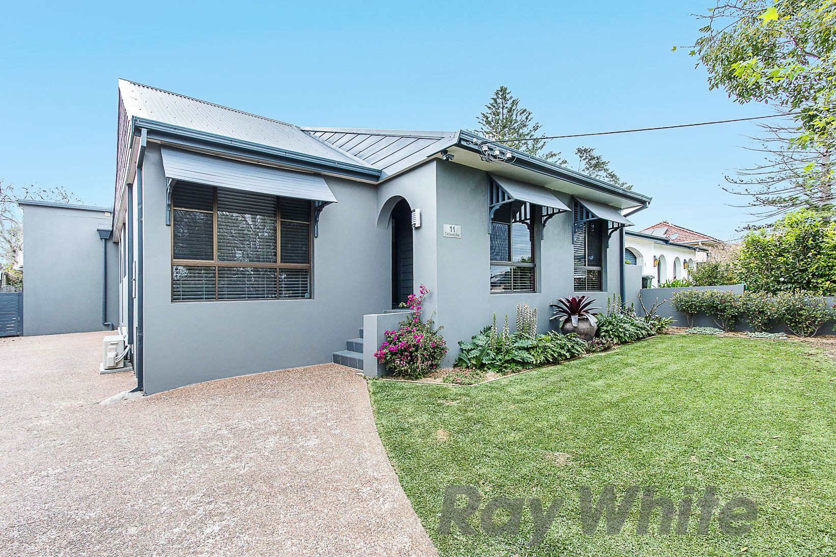 11 Caldwell Avenue