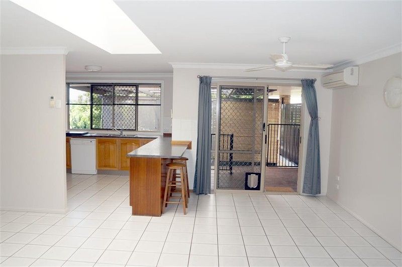 15 Kauri Drive, Kin Kora, QLD 4680
