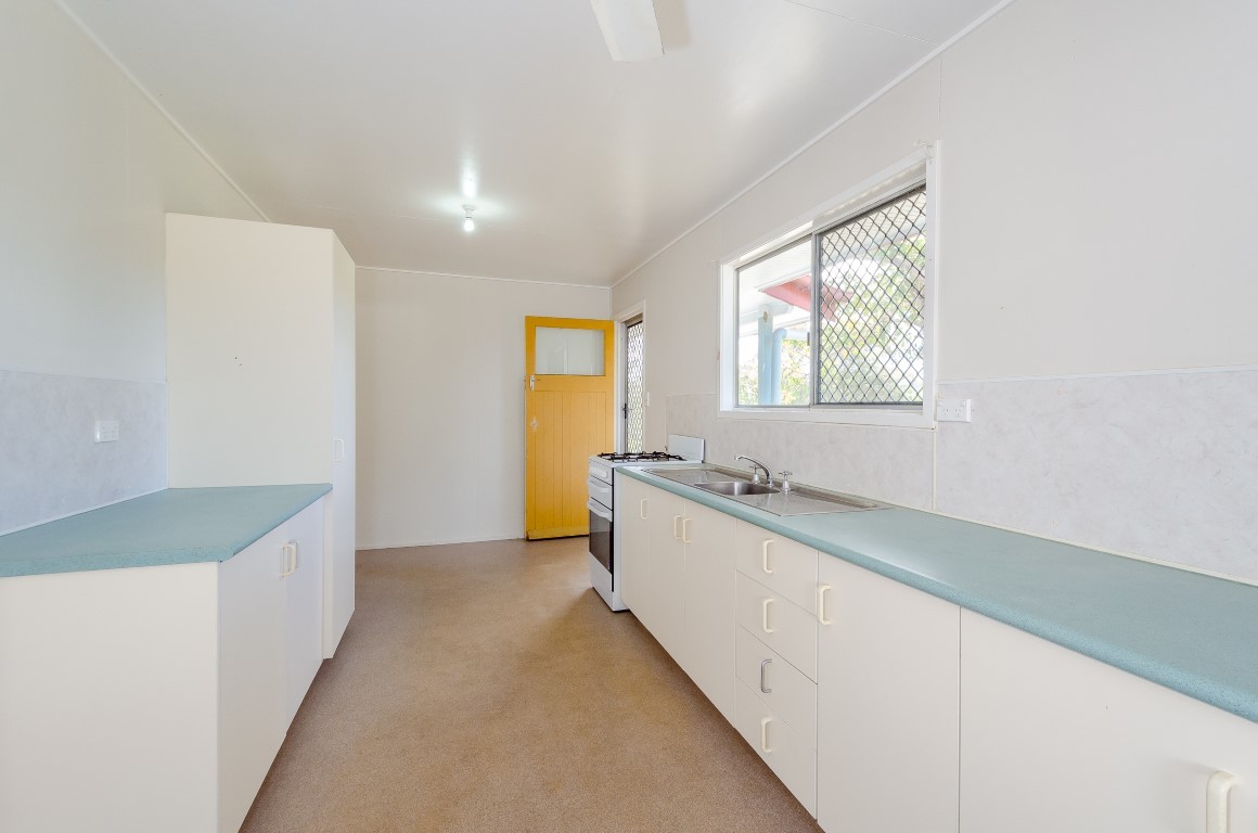 19 Pike Crescent, TOOLOOA, QLD 4680