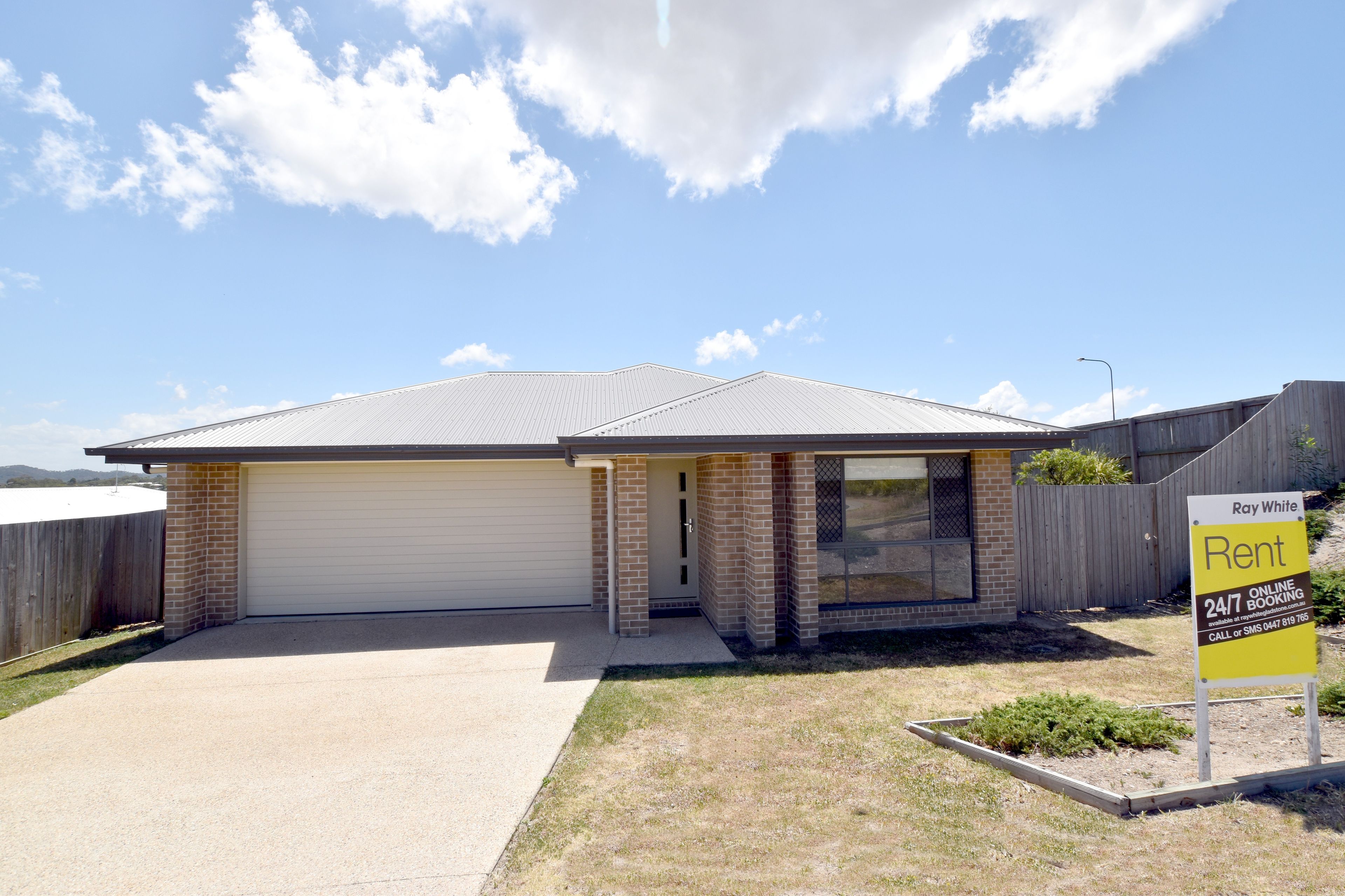 31 Broadwater Place, New Auckland, QLD 4680