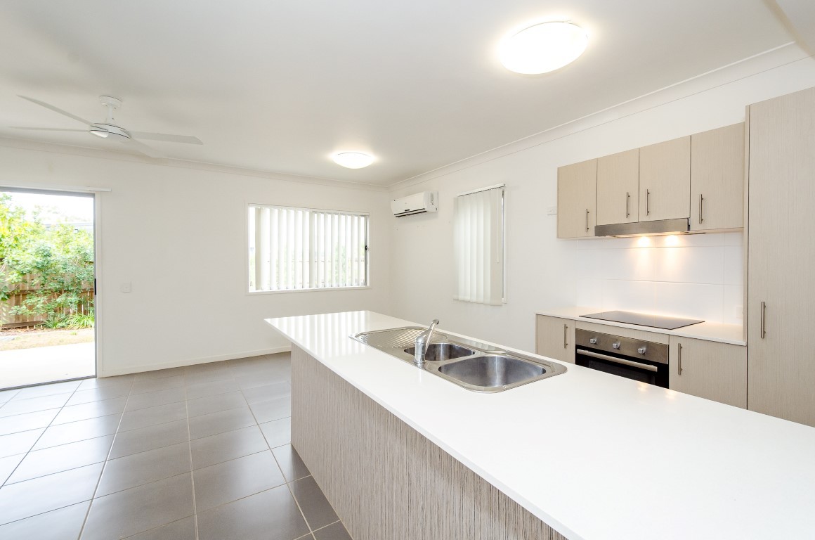 2/2-4 Beezley Street, Glen Eden, QLD 4680