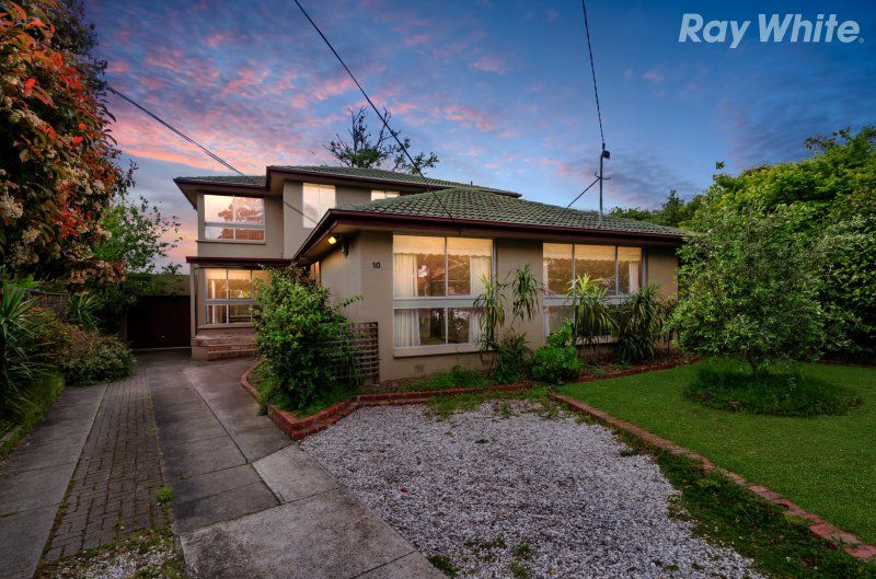 10 Kubis Crescent, Dingley Village VIC 3172