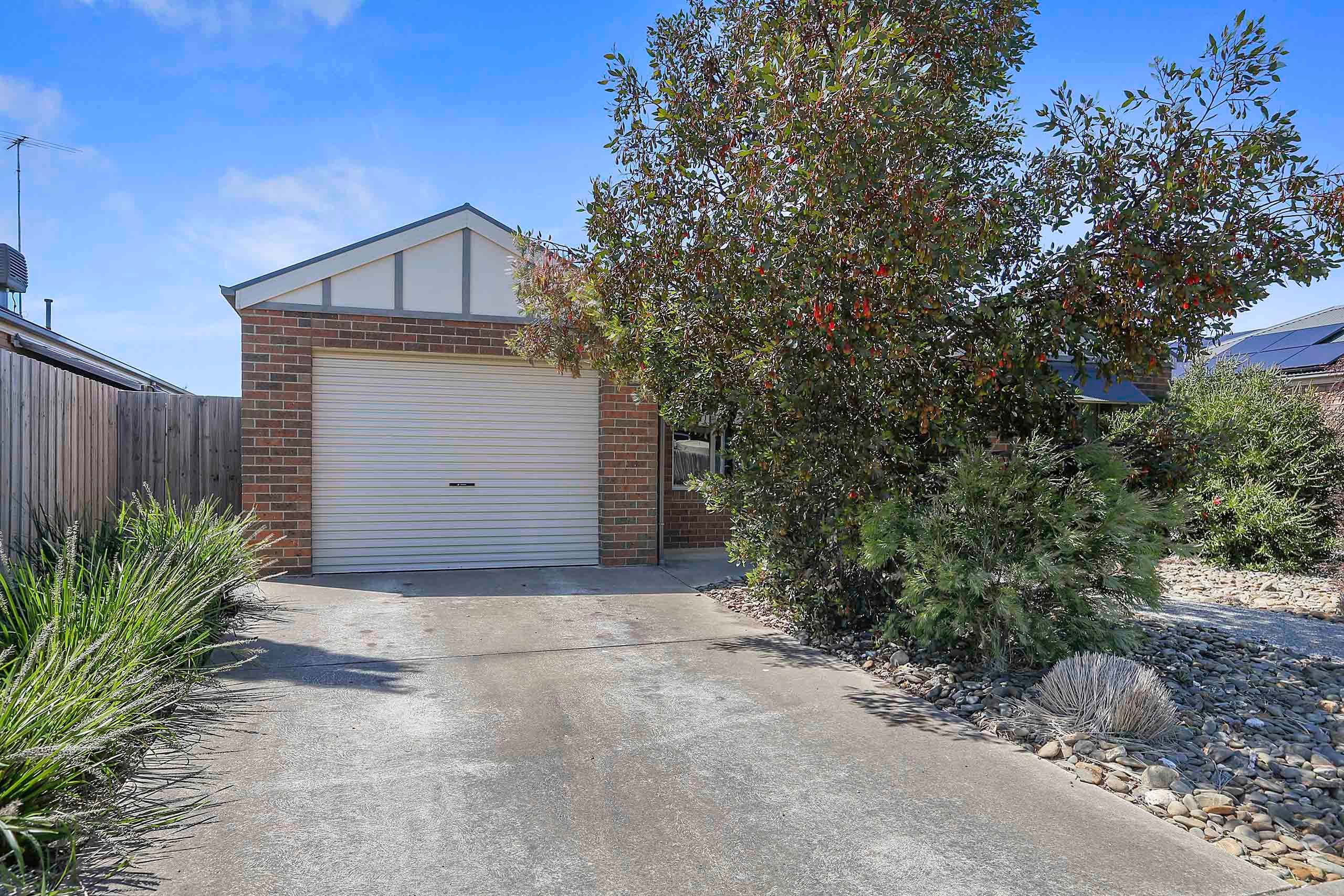 1/11 Michael Court, Grovedale, VIC 3216