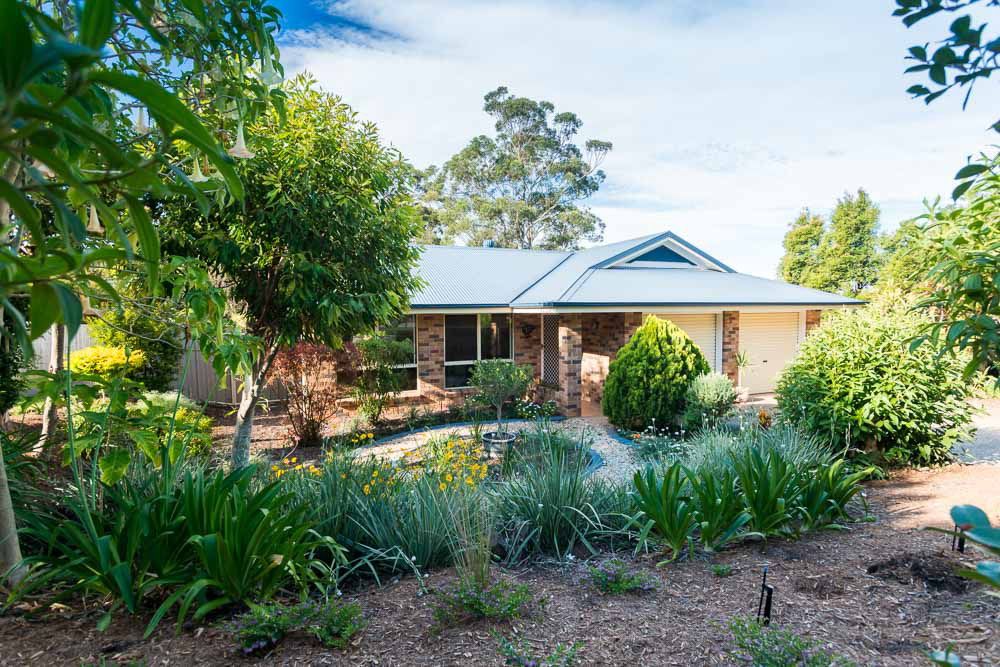 27 Samantha Drive, Bli Bli QLD 4560