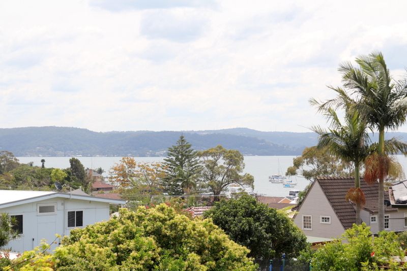 35 Patrick Crescent, Saratoga, NSW 2251